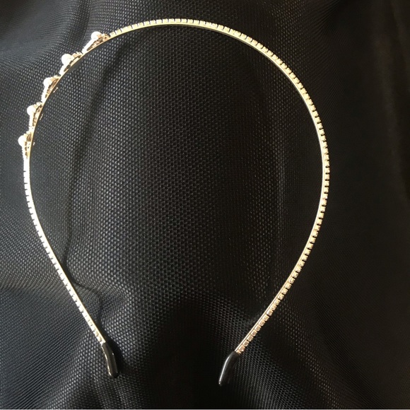 Bundle of 4 New Girls Pearl Headband - Picture 5 of 7